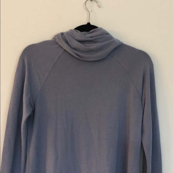 Turtle neck baby blue long sleeve top - Picture 5 of 5